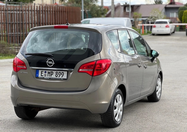 Opel Meriva cena 28900 przebieg: 97000, rok produkcji 2010 z Rzeszów małe 232